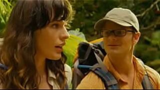 Киле Санчес и Милла Йовович горячие в фильме 