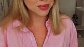 ШугарНадя откровенно рассказывает о походе в свинг-клуб - порно видео