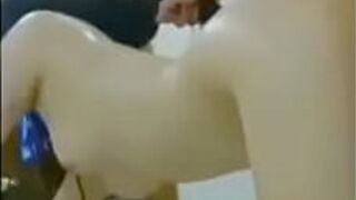 Избалованного ребенка наказал дядя - порно видео