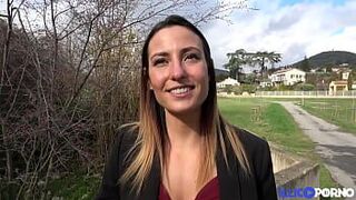 Сексуальная и жадная Пэм хочет два члена для хорошего двойного - порно видео