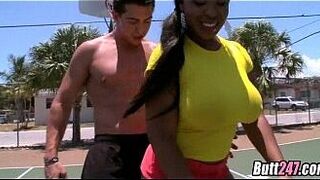 баскетбольный матч с шлюхами - порно видео